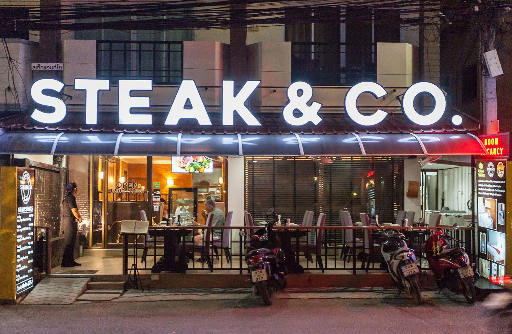 Steak And Co. Boutique Hotel Pattaya Exterior photo